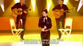 Video thumbnail of "法国美女 Alizee -  La Isla Bonita 中英文字幕 超级好听 高清晰"