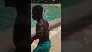 Download Lagu The best diver in the world Kewon - Danny Duncan MP3