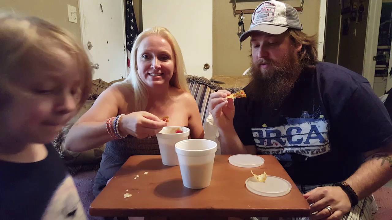 Ted's Cafe Escondido fresh salsas review.