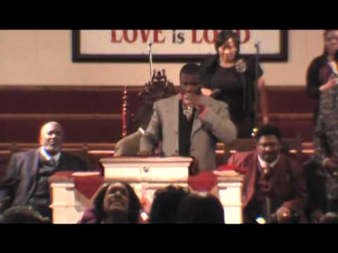 Pastor Lamar Simmons takes "Praise Party to anothe...