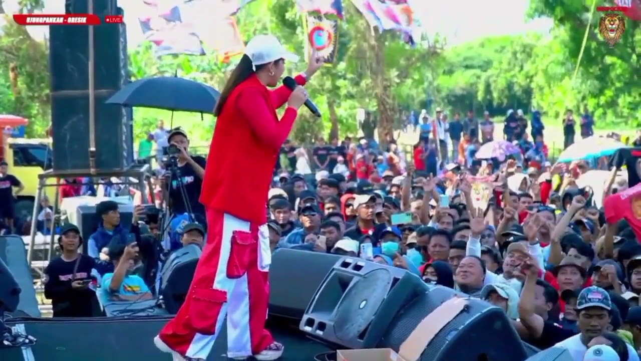 TIA MONIKA _ RATNA ANTIKA NEW PALLAPA LIVE UJUNG PANGKAH GRESIK