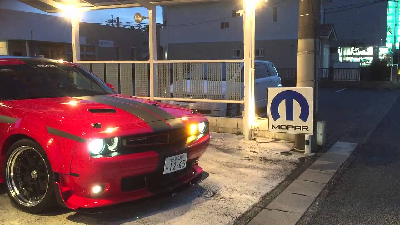 I様ダッジ・チャレンジャーR/T EDGE CUSTOMS R-LINEカスタム！ - YouTube