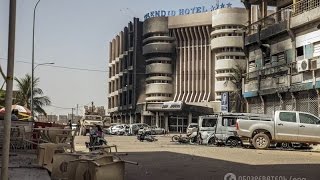 Террористы захватили заложников в гостинице в Буркина Фасо 27 жертв среди них украинцы