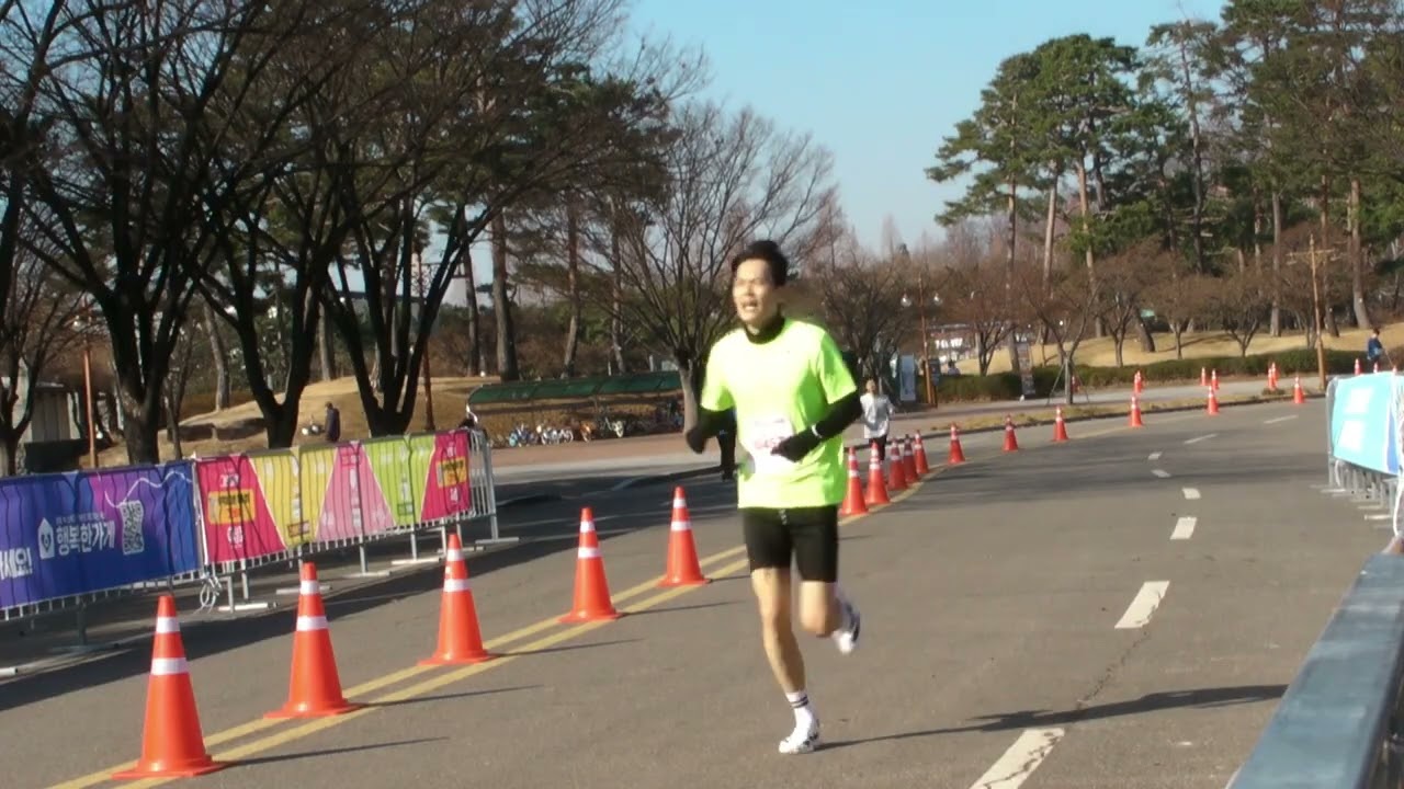 2026 03 08 2026 전국민 러닝크루 패밀리 마라톤  도착영상