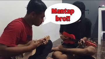 Intip skill Mocil Sianida waktu main kentrung senar 3