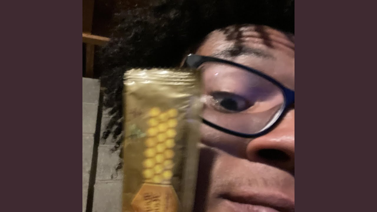 YouTubeでSmall Circleを視聴 YouTubeでSmall Circleを視聴