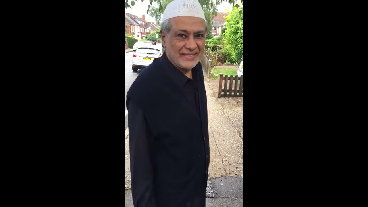 Healthy Ishaq Dar Caught On Camera