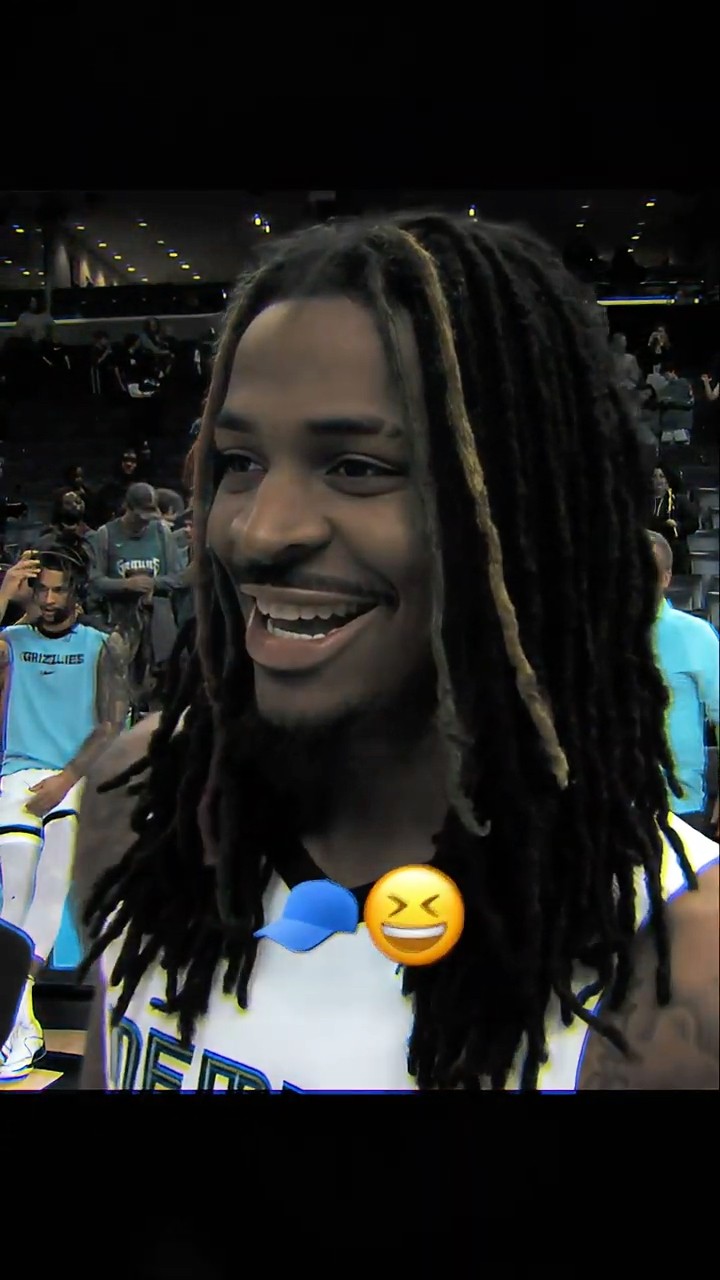 Ja Morant is dunking AGAIN ?