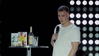 Felix Lobrecht – Mit dem Taxi zum Arbeitsamt