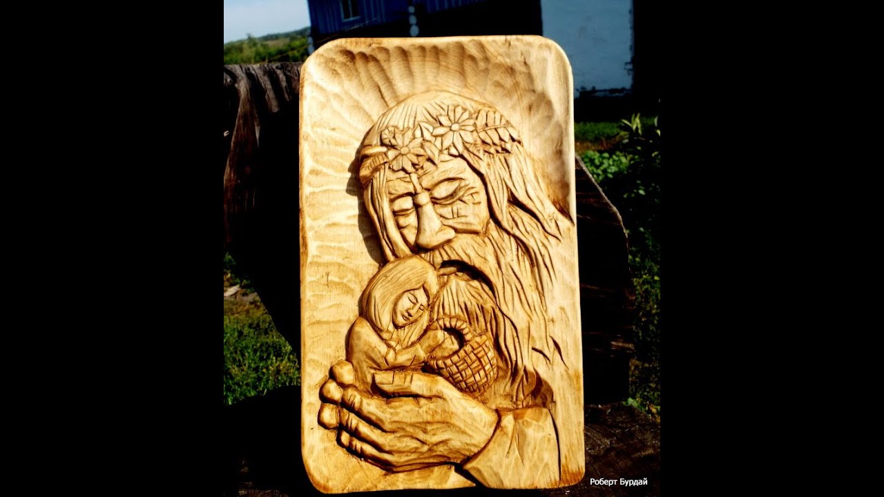 ⁣Woodcarving.forest old man and child. Резьба по дереву. Панно Девочка и Леший