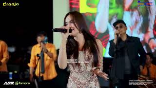 Download Lagu D'RADJA - MUNGKIN - SISKA AMANDA | HAPPY WEDDING ANDRE \u0026 MONICA - JOBOKUTO JEPARA MP3 Download Lagu D'RADJA - MUNGKIN - SISKA AMANDA | HAPPY WEDDING ANDRE \u0026 MONICA - JOBOKUTO JEPARA MP3