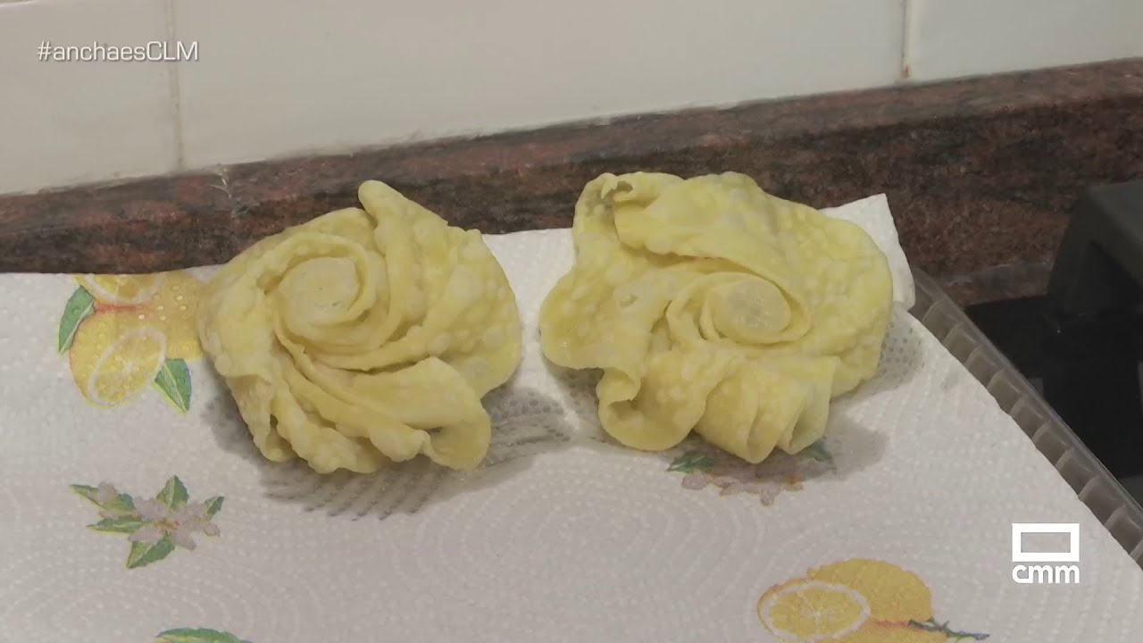 Hacemos hojuelas en Elche de la Sierra | Ancha es Castilla-La Mancha