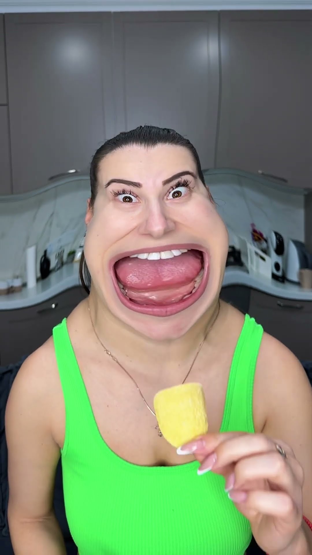 BIG Mouth for PRINGLES by Secret Vlog