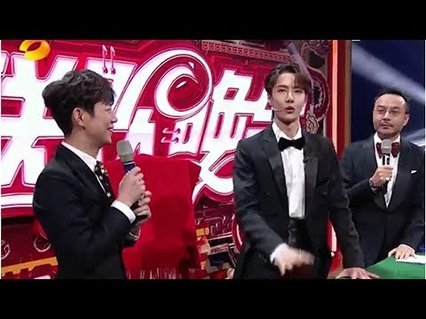 解锁新身份！王一博骑摩托 搭档汪涵何炅表演魔术 | Teme Channel