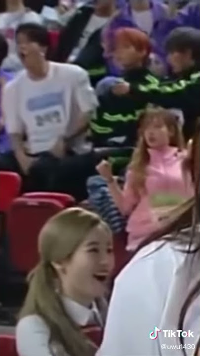 Twice tzuyu archery idols reaction