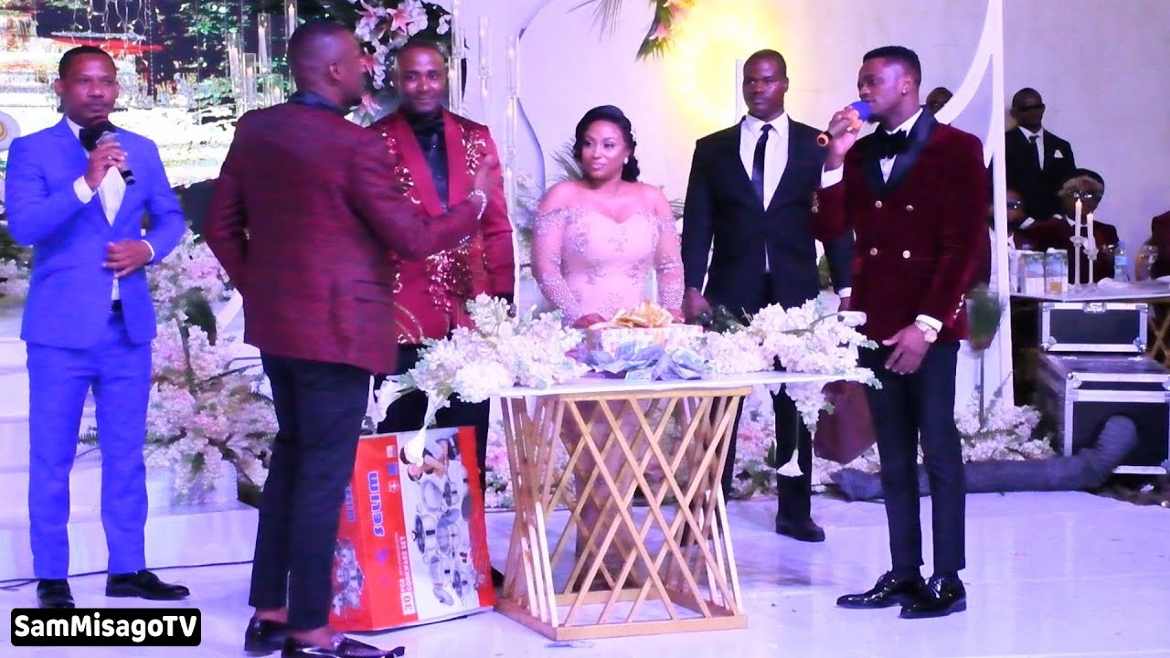 Download Diamond Platnumz Amwaga Pesa Mbele Ya Mashemeji Kwenye Harusi Ya Esma Shuhudiaa Mp3 Mp4 3gb Nairohost Related itemsbest songs bongo flava bongo music new songs nyimbo nyimbo kali nyimbo mpya video. download diamond platnumz amwaga pesa
