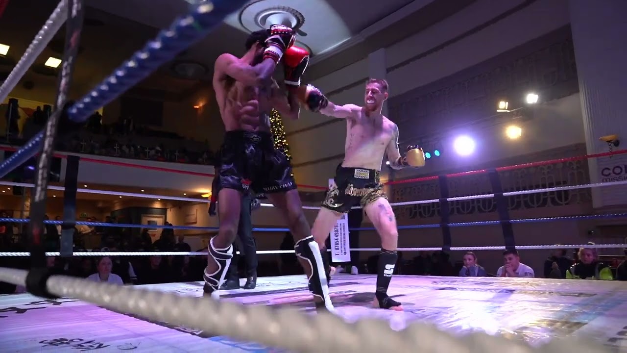 Bovy Bitshuangu vs Killian Chamberlain