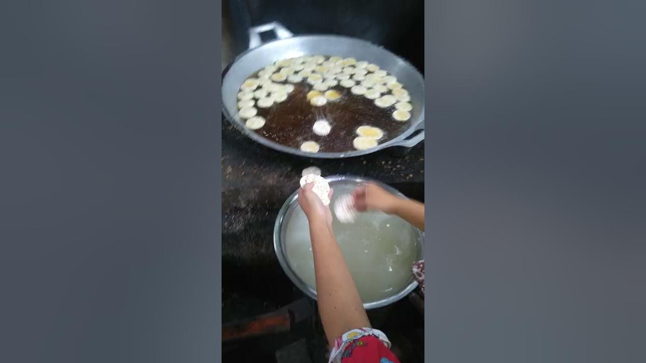 100 kg setengah hari rampung. goreng kripik tempe sagu...