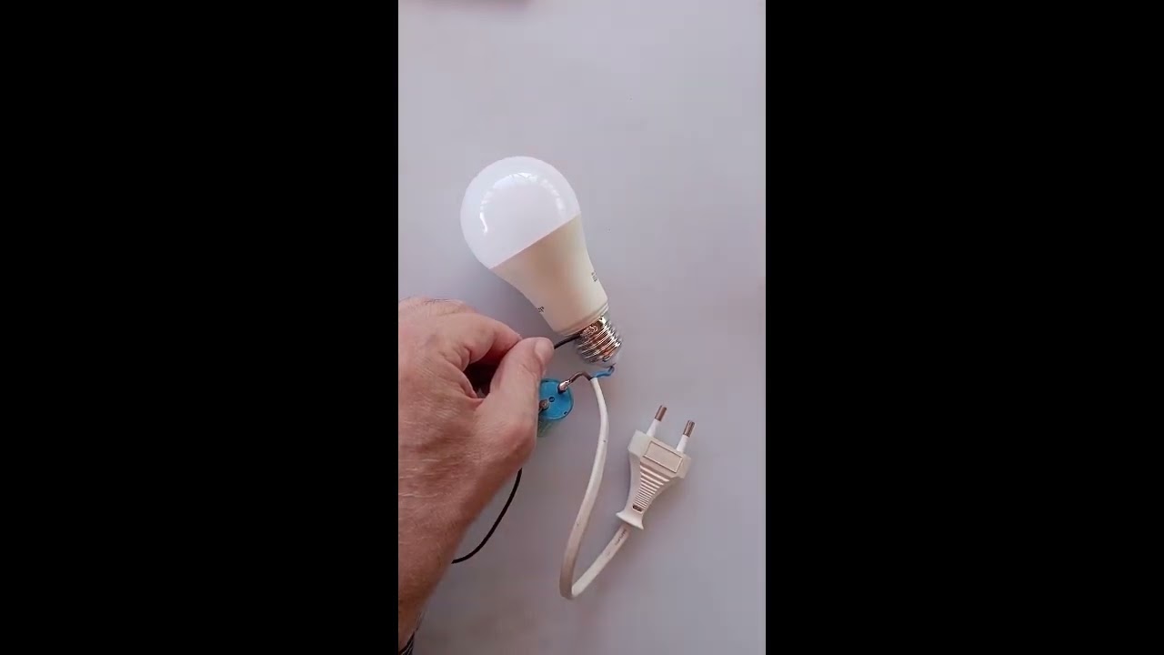Blinking LED in 5 Minutes! Easy Electronics for Beginners