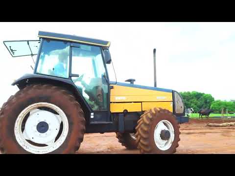 LOTE 208 TRATOR BMJ10