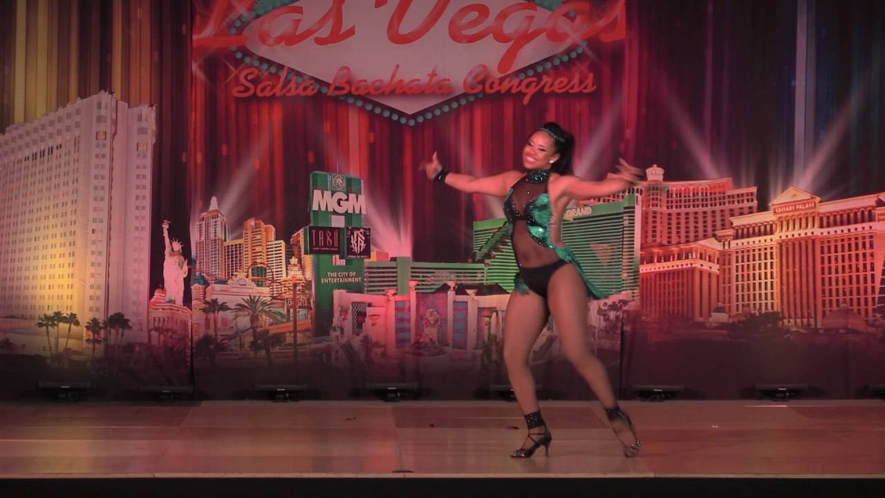 bachata dance Keesha Buenavente, San Jose, Female Salsa Solo, Thursday Qualifier, ULDC 2016