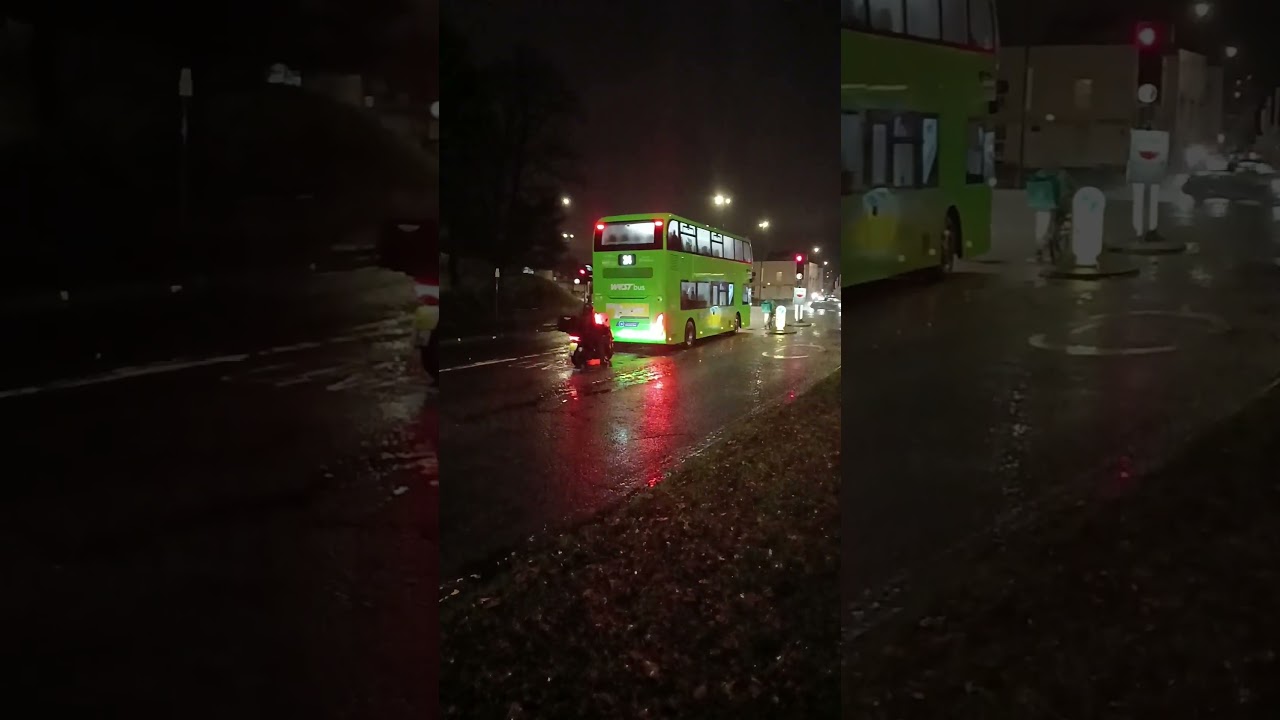 Wet Chilly Gloomy UK 🇬🇧 A Deliveroo Driver. A Double Decker. A Motorcyclist on Full Gear. Cars Vans