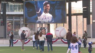 Tributes pour in from around the world for Hank Aaron Net Worth