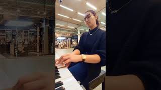 Bringing Joy To Commuters With La Boheme publicreaction publicpiano laboheme
