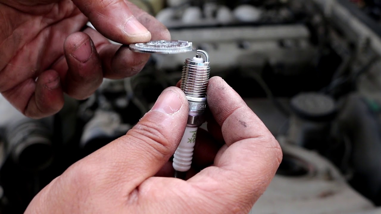 Nissan 240sx Basic Tune up! Spark plugs/cap and rotor/air