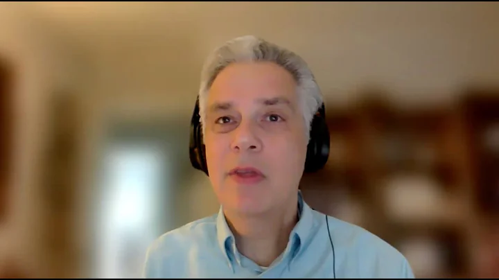 MIT Reads: On Disinformation and Democracy with Lee McIntyre