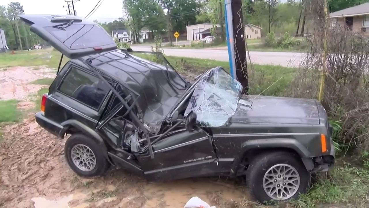 INSANE 4x4 Off Road Moments – Fails, Wins & Crashes You Must See! 💥🚙