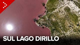 Perché il Lago Dirillo si tinge di rosso? Esperto Arpa: "La causa è un'alga. Eseguiti campionamenti"