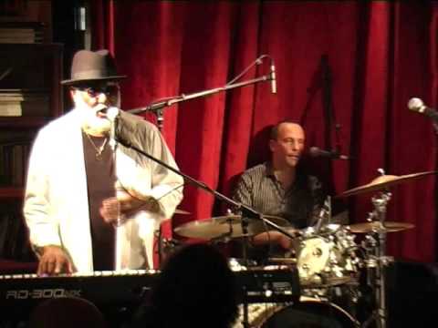 Mighty Mo Rodgers - Bring Back Sweet Soul Music | Clock Tower Pub