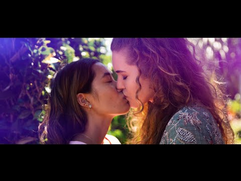 FLUNK the exchange lesbian series - επεισόδιο 5 - γυμνάσιο ρομαντισμό (εξερευνά τη σεξουαλικότητα)