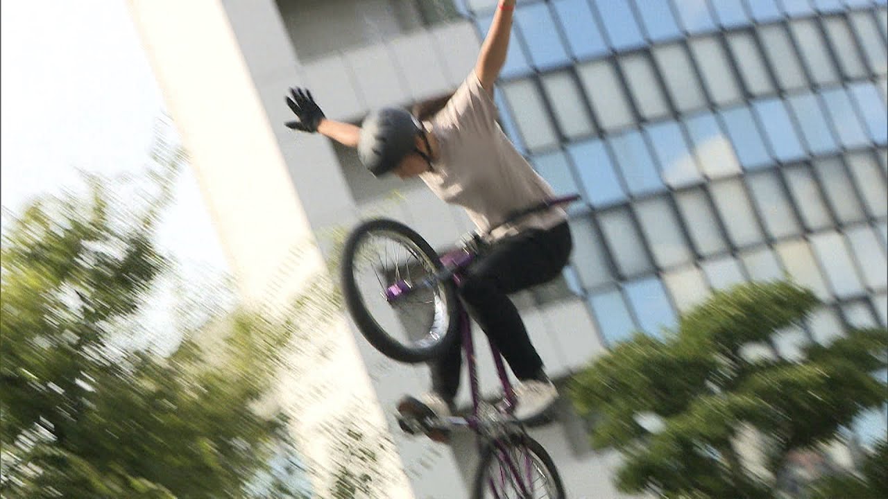 東京五輪で正式種目になるbmxフリースタイル パーク 全日本選手権を前に公開練習 岡山市 Youtube 東京五輪で正式種目になるbmxフリースタイル パーク 全日本選手権を前に公開練習 岡山市 Youtube