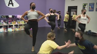 Commerce Twp Studio A raises money to help homeless at Lighthouse of Oakland County