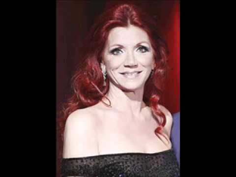 Howayda هويدا ابنة الشحرورة صباح اغنية عنادية