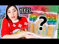 Decorating a Gingerbread House *YIKES*