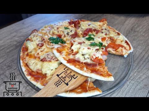 Video: Pizza Nrog Kua Txob Thiab Feta