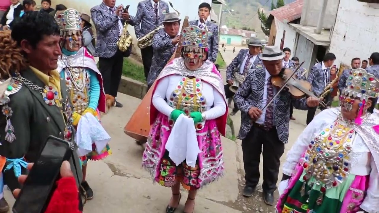 DANZA COSTUMBRISTA DEL 