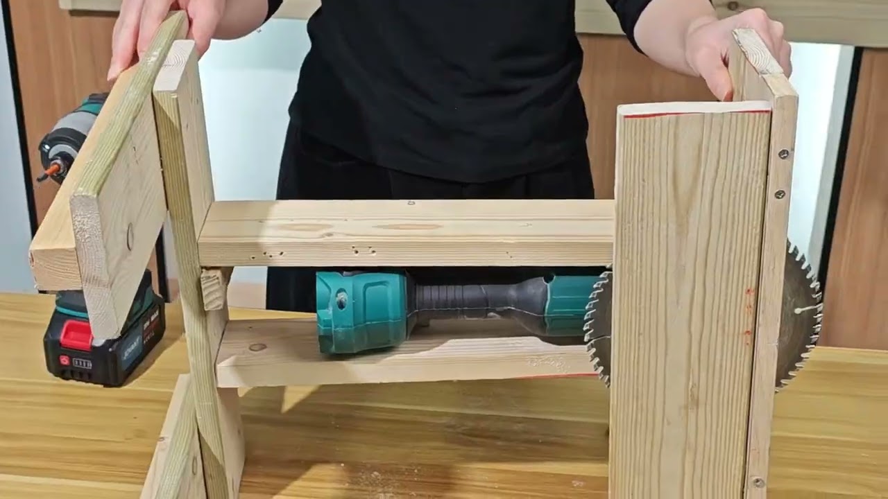 Make a small crafts by yourself.! #tools #woodworking #powertools #nailgun  #diycrafts #diyprojects