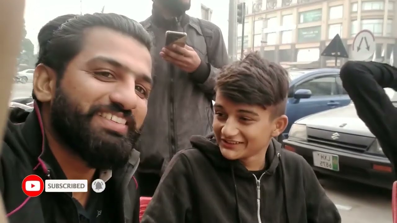 Sketch Artist Or Uski Singing | Malik Qadeer Ahmad | Kuch B Official