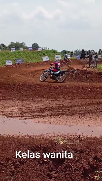 kelas grasstrack wanita #klx140 #motocross #grasstrack