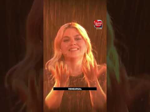 Louane Maman France
