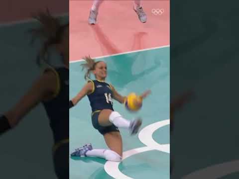 Fabiana Alvim's perfect play  🤯🇧🇷