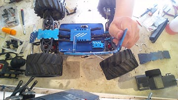 The RC Enthusiast: Traxxas T-Maxx Repair
