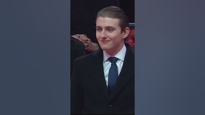 Barron Trump arrives at inauguration parade