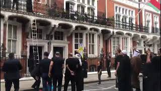 ویدیوی حمله به سفارت آذربایجان در لندن توسط شیعیان در اعتراض به ستم‌های علی‌اف به عزاداران حسینی