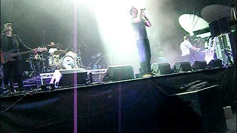 Example-Change the way you kiss me