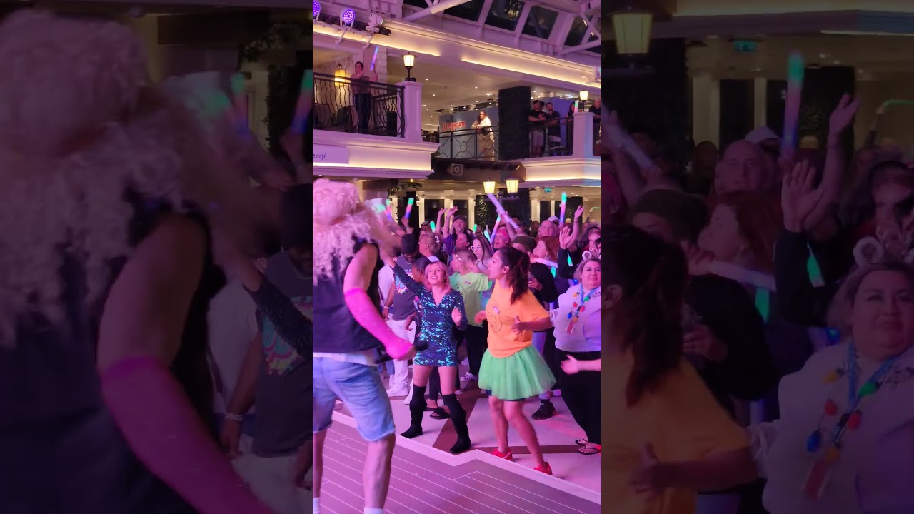 80's rock n glow party on Carnival Firenze